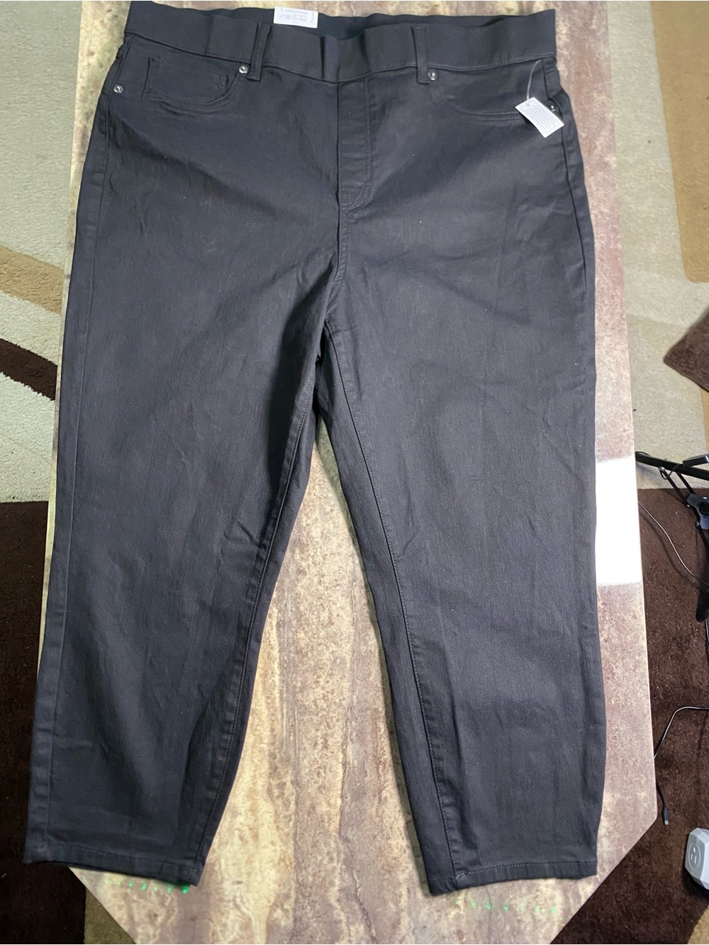 Time and Tru Women's Capri Jeggings